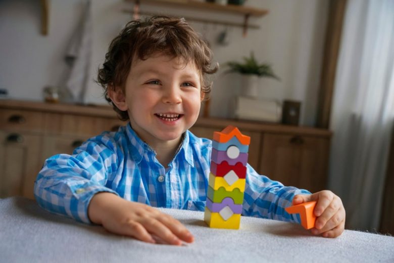 How to Encourage Independent Play in Children